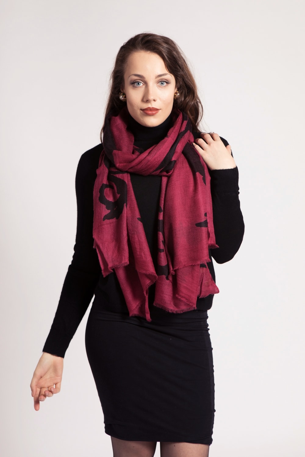 asneh large printed cashmere scarf in brown with black