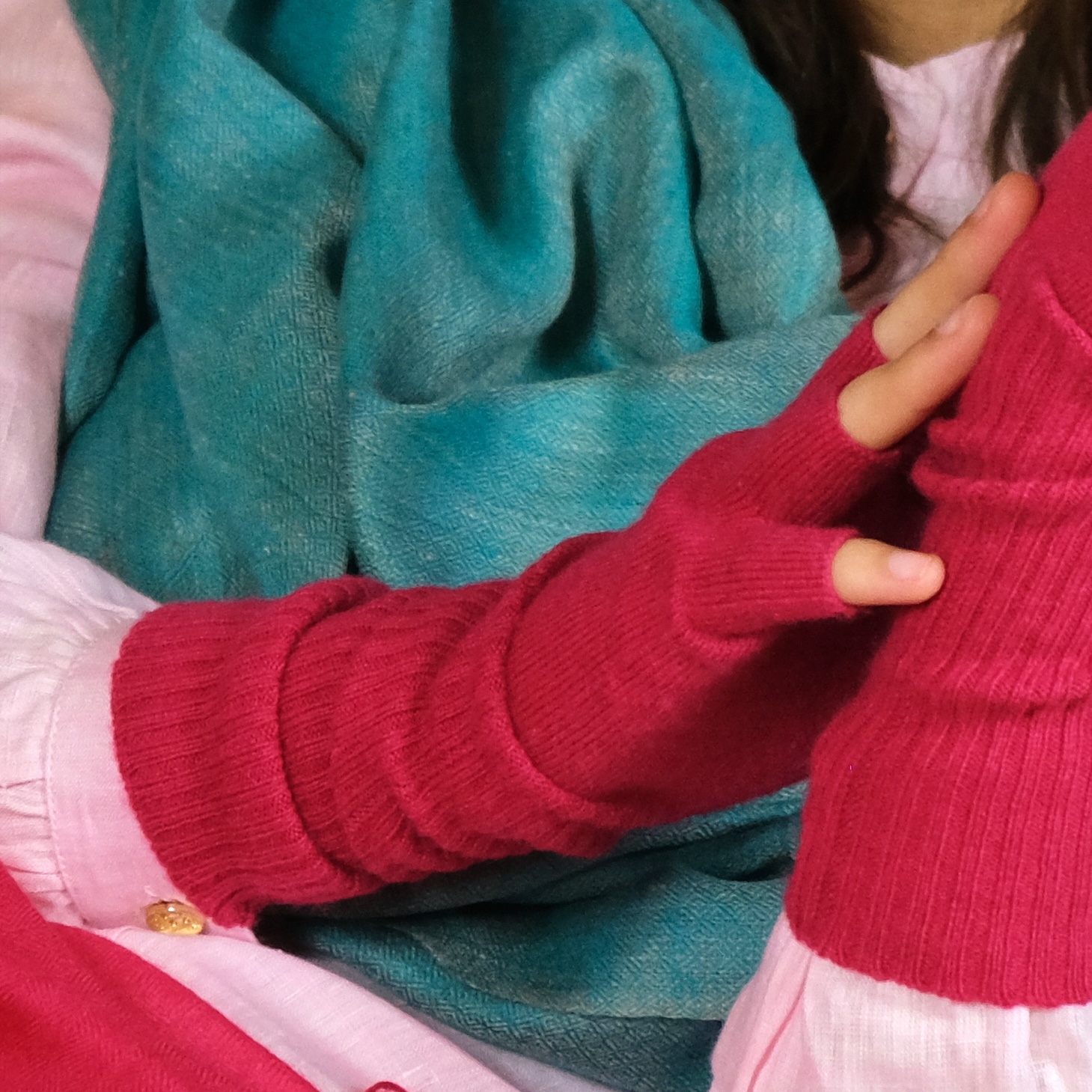 Magenta Red fingerless gloves in cashmere silk knit