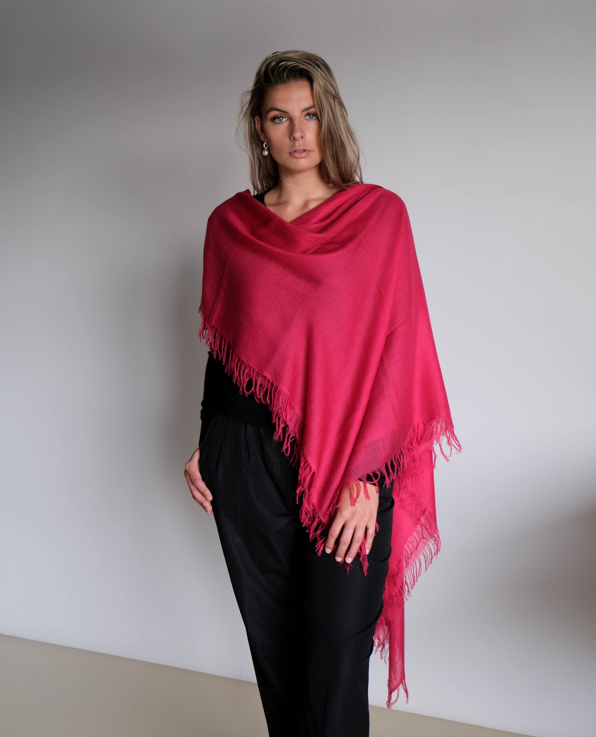 Large Red Cashmere Scarf fringes_9095