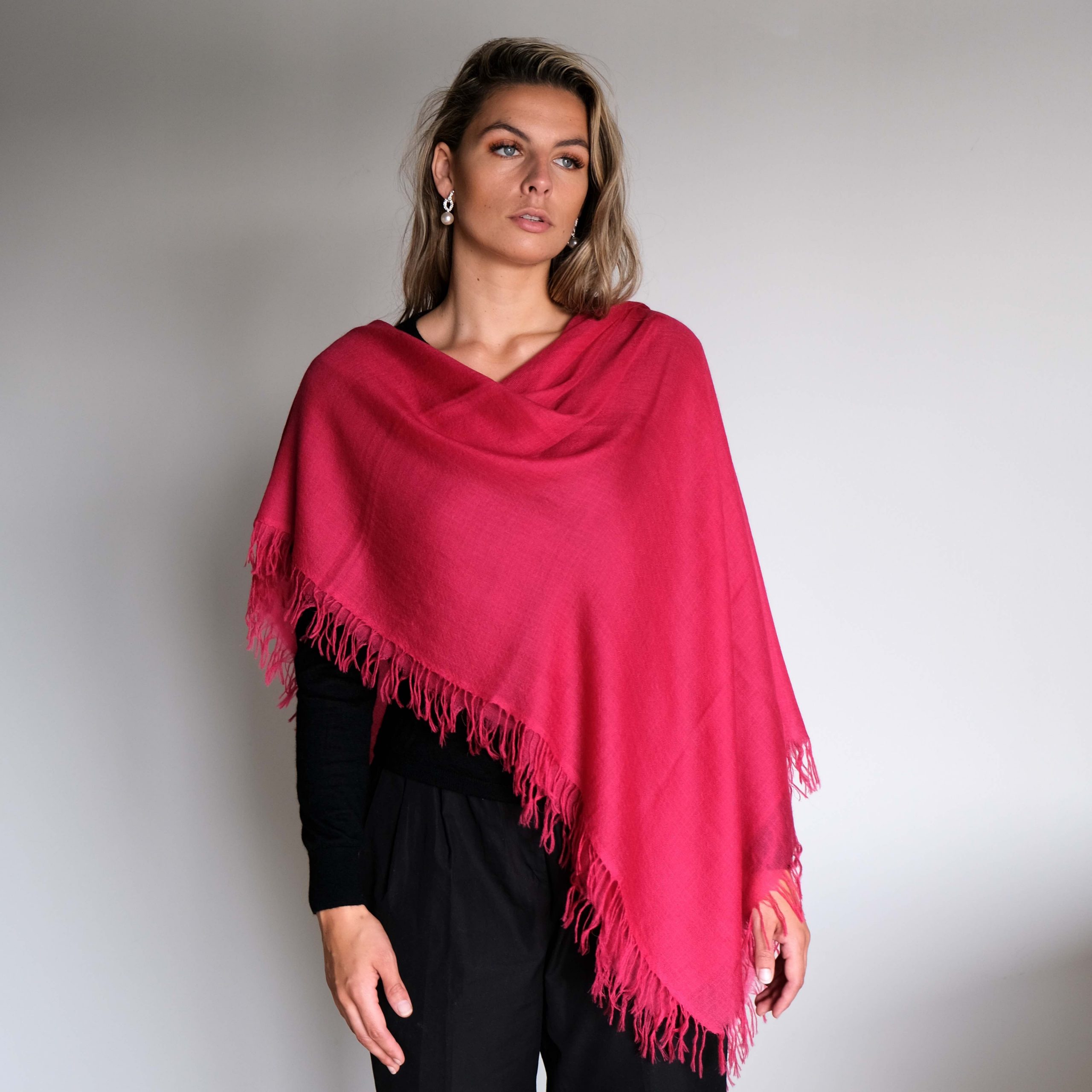 Magenta Red Cashmere Scarf with Fringes_9095