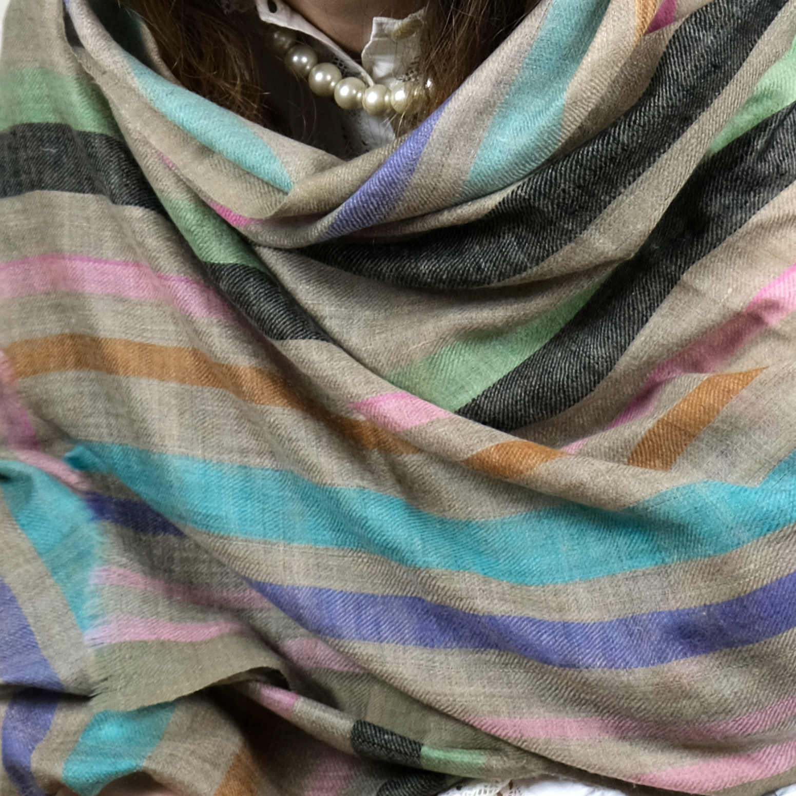NaturalBeigeStripedPashmina_Asneh 14 pashmina in natural beige colour with woven stripes in black, green, pink and turquoise
