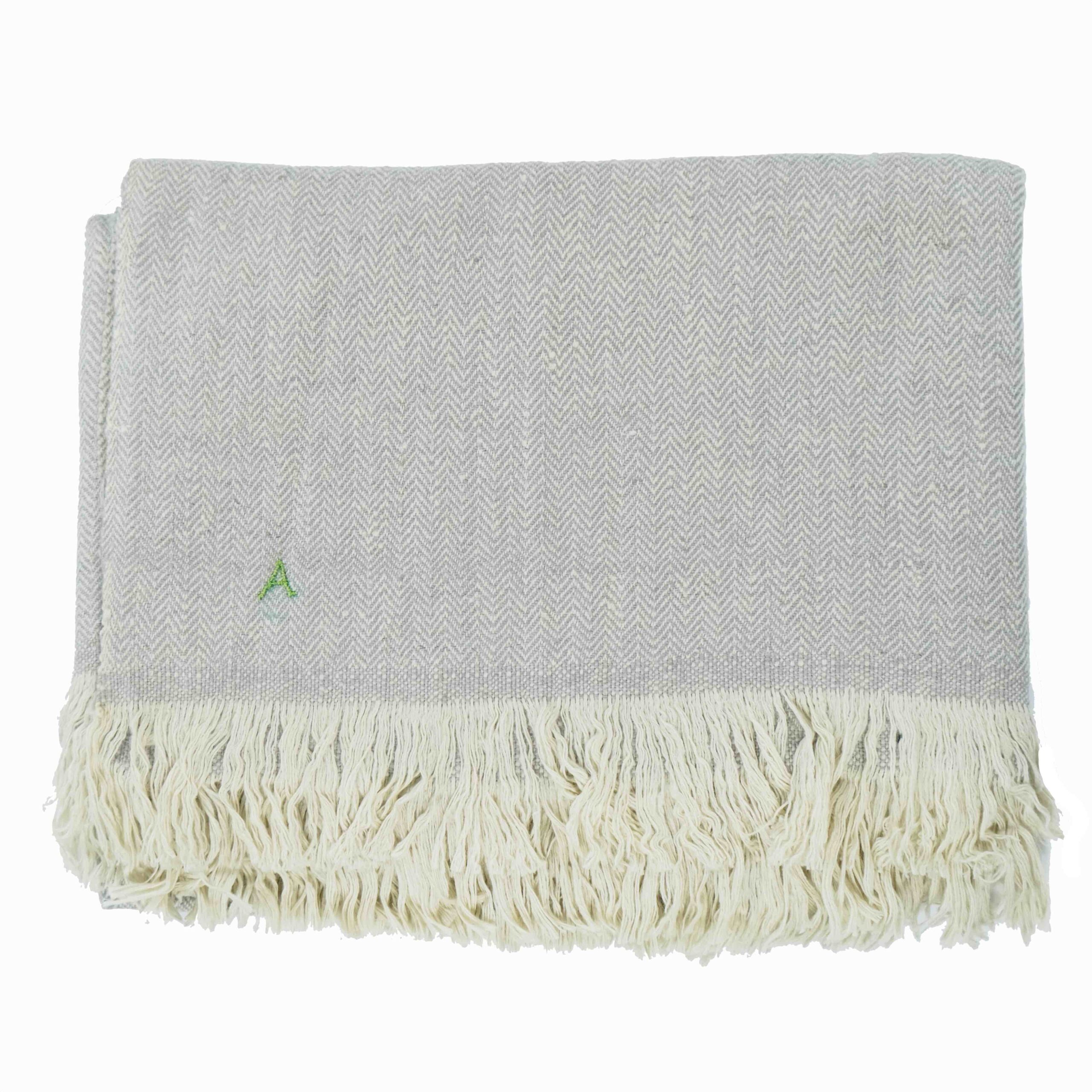 Cashmere Blanket in Grey and White