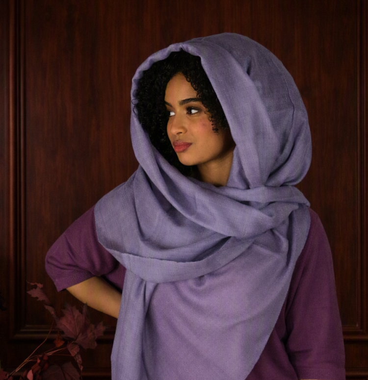 Pashmina in soft lavender grey